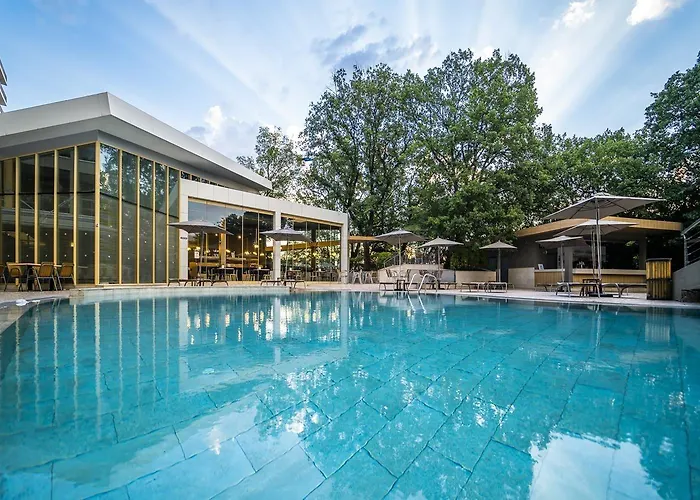 Hvd Viva Club Ultra - Private & Free Parking Szálloda 4*