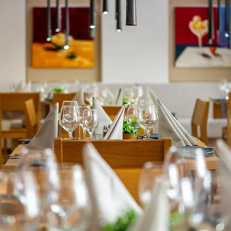 Hvd Viva Club Ultra - Private & Free Parking Отель 4*