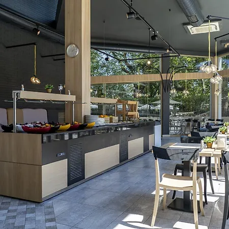 Hvd Viva Club Ultra - Private & Free Parking Отель 4*