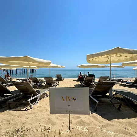 Hvd Viva Club Ultra - Private & Free Parking Готель 4*