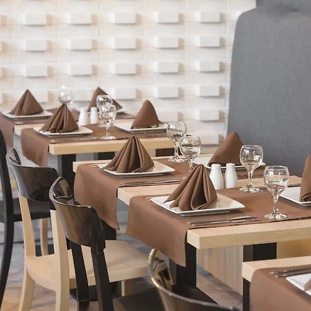 Отель Hvd Viva Club Ultra - Private & Free Parking Золотые Пески