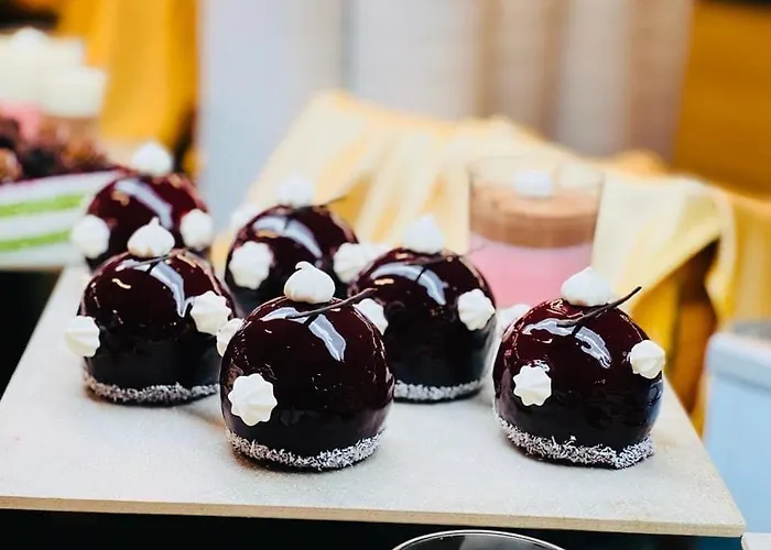 Hvd Viva Club Ultra - Private & Free Parking Hotel 4*