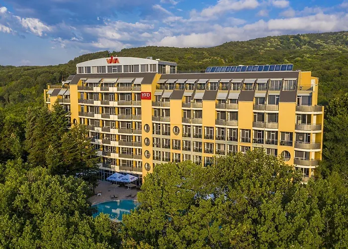 Hvd Viva Club Ultra - Private & Free Parking Hotel