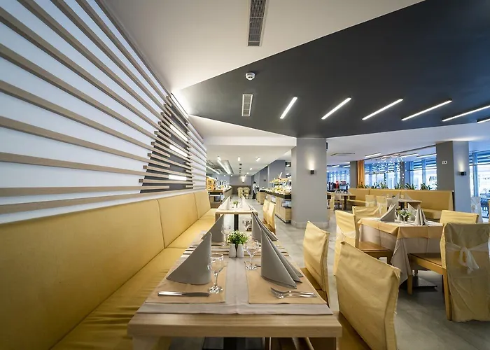 Hvd Viva Club Ultra - Private & Free Parking Hotel Nisipurile de Aur