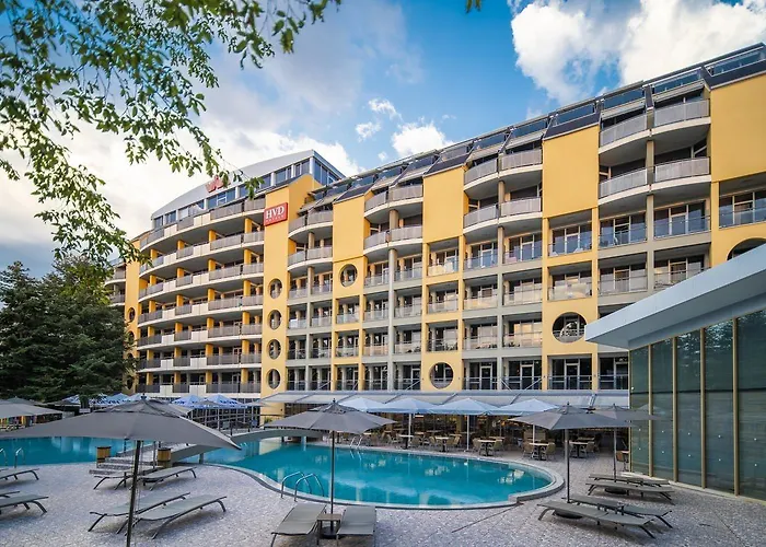 Hvd Viva Club Ultra - Private & Free Parking Hotel