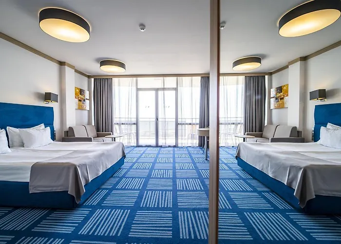 Hvd Viva Club Ultra - Private & Free Parking Hotel